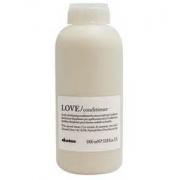 Davines (特芬莉) 達芬尼斯 LOVE 甜愛彈俏輕髮膜 1000ml  (Love Curl 動感護髮素)